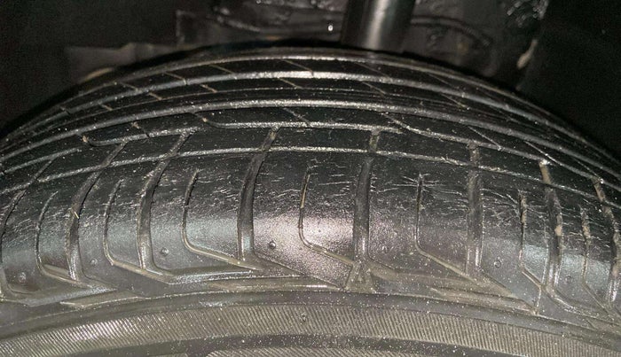 2020 Tata NEXON XMA PETROL, Petrol, Automatic, 28,849 km, Left Front Tyre Tread