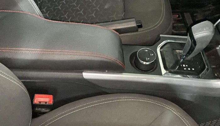 2020 Tata NEXON XMA PETROL, Petrol, Automatic, 28,849 km, Gear Lever