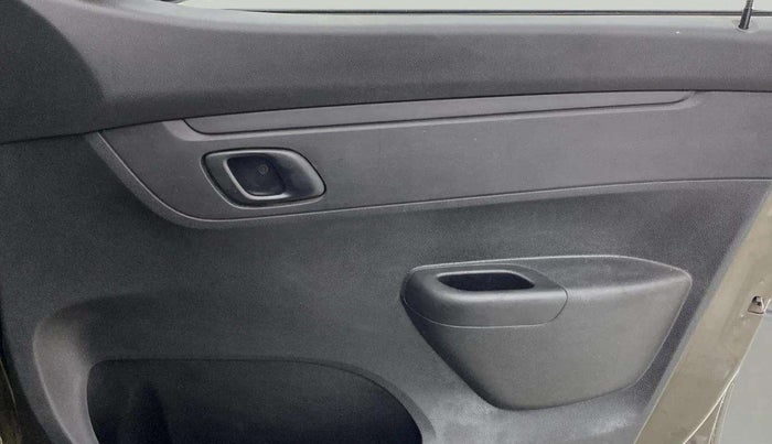 2019 Renault Kwid RXL, Petrol, Manual, 3,635 km, Driver Side Door Panels Control
