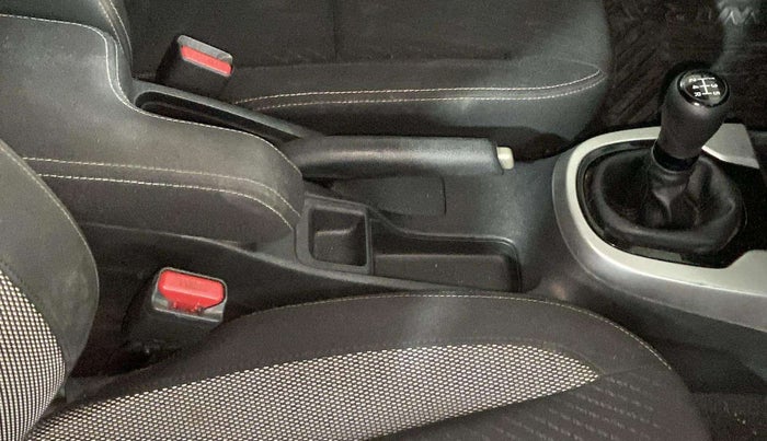 2018 Honda WR-V 1.2L I-VTEC VX MT, Petrol, Manual, 31,895 km, Gear Lever