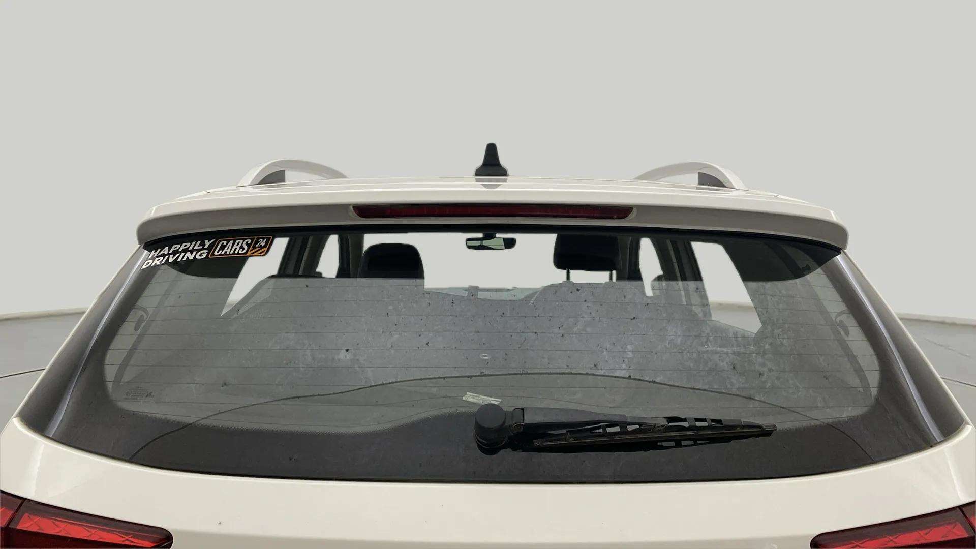 Rear-Windshield---Roof-25
