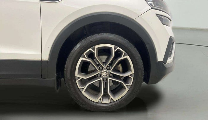 2021 Skoda KUSHAQ STYLE 1.0L TSI AT, Petrol, Automatic, 88,531 km, Right Front Wheel
