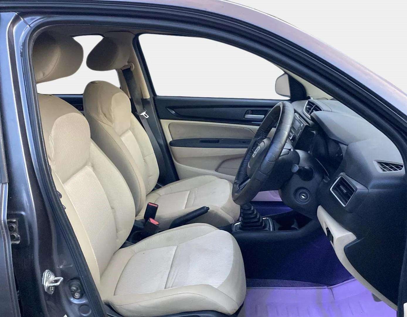 2020 Honda Amaze 1.2L I-VTEC S, Petrol, Manual, 75,691 km, Right Side Front Door Cabin