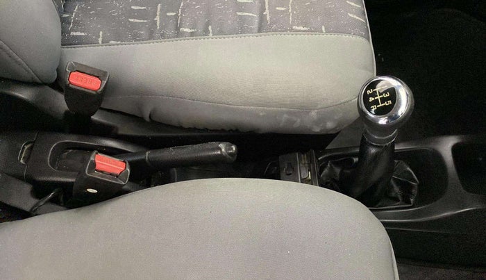 2013 Maruti Wagon R 1.0 LXI CNG, CNG, Manual, 63,394 km, Gear Lever
