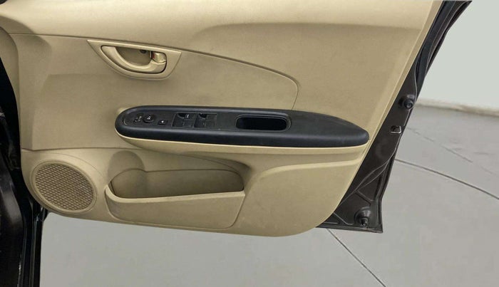 2016 Honda Amaze 1.2L I-VTEC S, Petrol, Manual, 95,026 km, Driver Side Door Panels Control