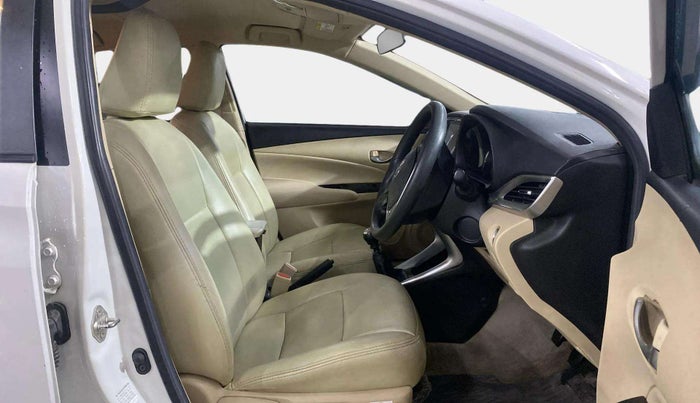 2020 Toyota YARIS G MT, Petrol, Manual, 67,019 km, Right Side Front Door Cabin