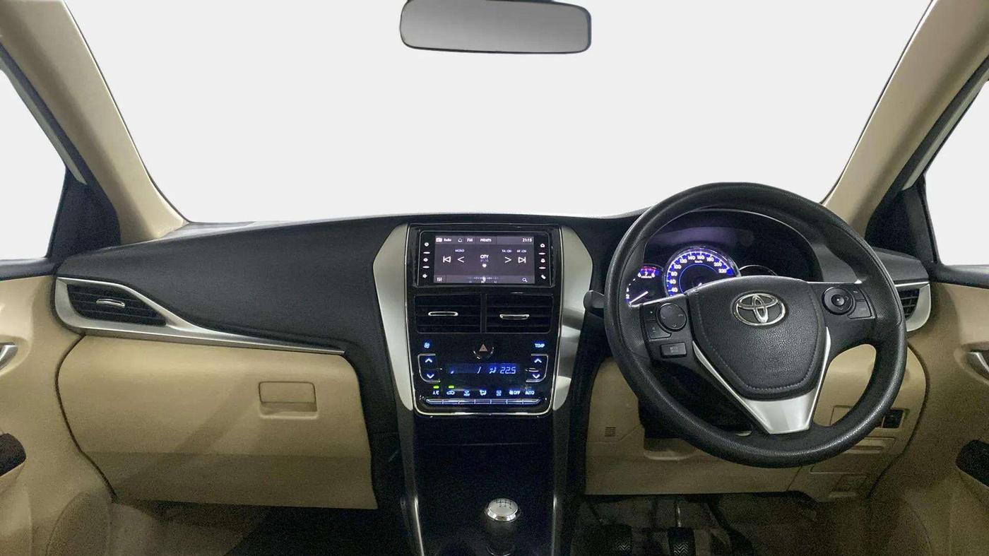 2020 Toyota YARIS G MT, Petrol, Manual, 67,019 km, Dashboard