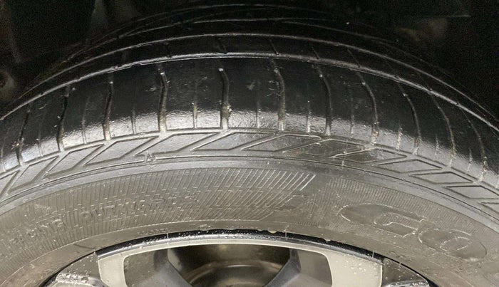 2023 Tata NEXON XZA PLUS LUX SUNROOF KAZIRANGA PETROL, Petrol, Automatic, 42,682 km, Right Front Tyre Tread