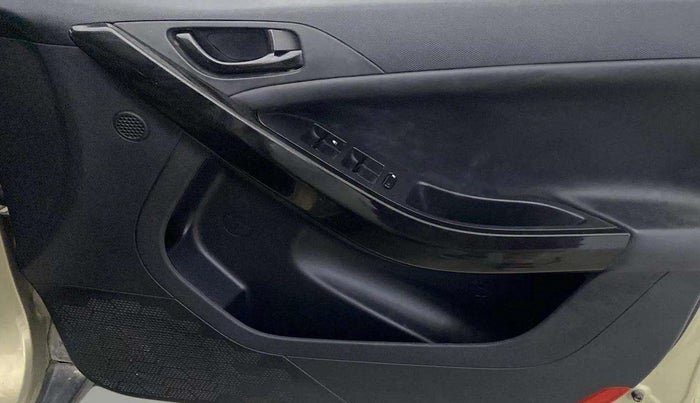 2023 Tata NEXON XZA PLUS LUX SUNROOF KAZIRANGA PETROL, Petrol, Automatic, 42,682 km, Driver Side Door Panels Control