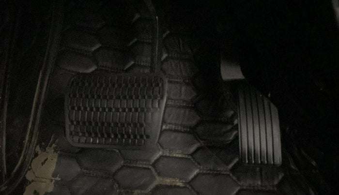 2023 Tata NEXON XZA PLUS LUX SUNROOF KAZIRANGA PETROL, Petrol, Automatic, 42,682 km, Pedals
