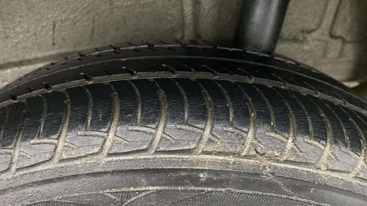 2019 Maruti New Wagon-R VXI 1.2 AMT, Petrol, Automatic, 53,082 km, Left Rear Tyre Tread