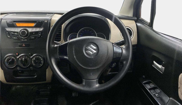 2017 Maruti Wagon R 1.0 VXI, Petrol, Manual, 44,140 km, Steering Wheel Close Up