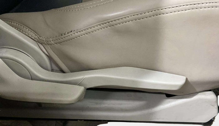 2019 Maruti Dzire VXI, Petrol, Manual, 26,160 km, Driver Side Adjustment Panel