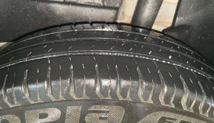 2019 Maruti Dzire VXI, Petrol, Manual, 26,160 km, Left Rear Tyre Tread