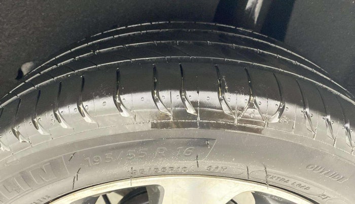 2020 Maruti Baleno ZETA PETROL 1.2, Petrol, Manual, 58,721 km, Left Rear Tyre Tread