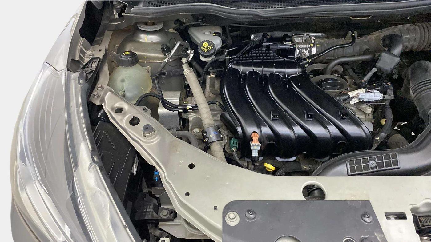2019 Nissan Kicks XV 1.5, Petrol, Manual, 54,575 km, Engine View - Right