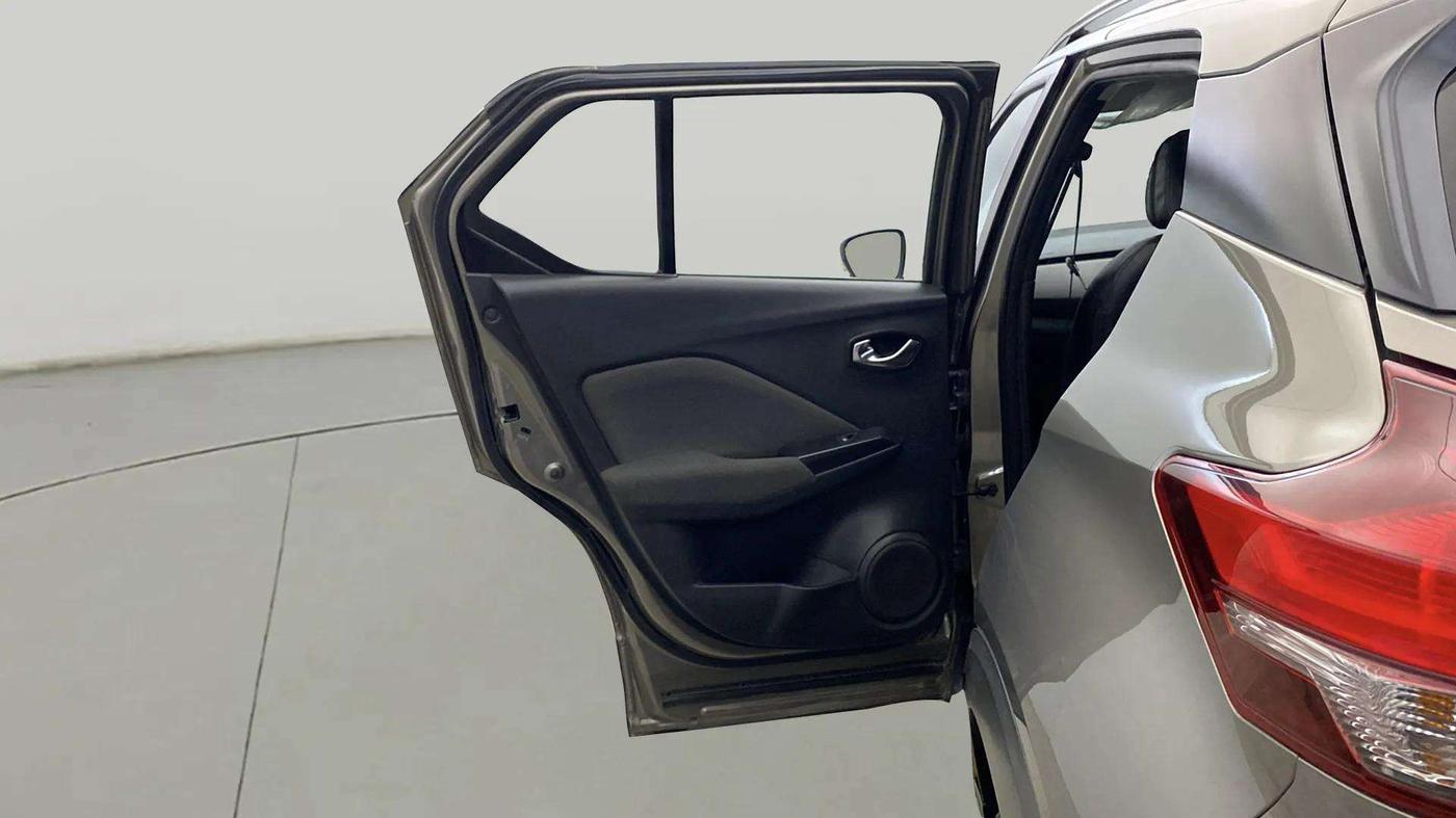 2019 Nissan Kicks XV 1.5, Petrol, Manual, 54,575 km, LHS Rear Door