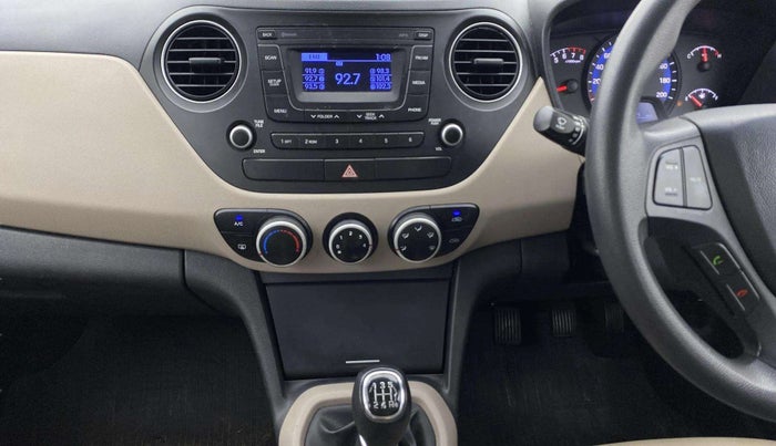 2016 Hyundai Xcent SX 1.2, Petrol, Manual, 56,175 km, Air Conditioner
