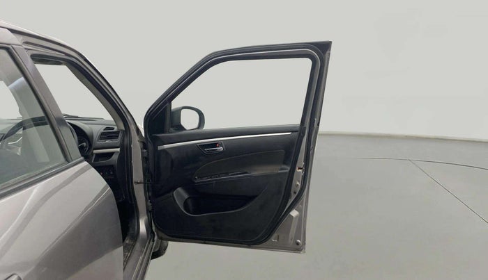 2015 Maruti Swift VXI, Petrol, Manual, 64,800 km, RHS Front Door