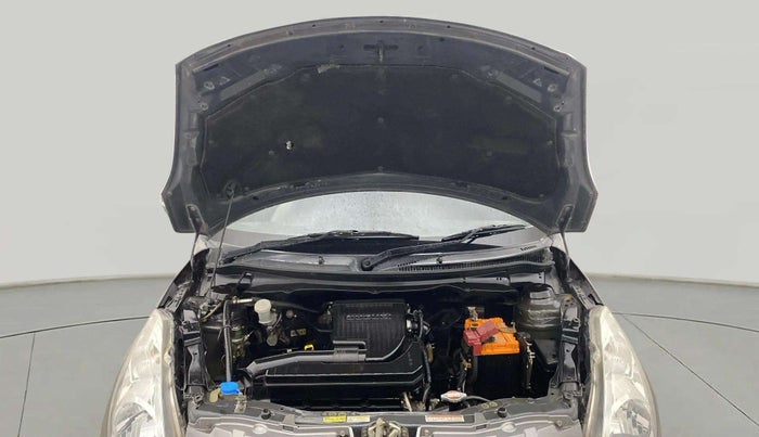 2015 Maruti Swift VXI, Petrol, Manual, 64,800 km, Open Bonet