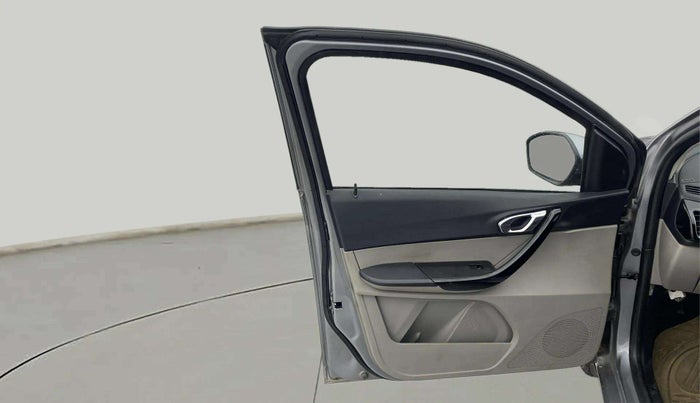 2018 Tata Tiago XZ PETROL, Petrol, Manual, 91,558 km, LHS Front Door