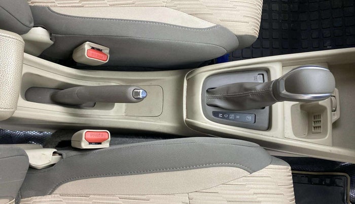 2022 Maruti Ertiga ZXI AT SHVS, Petrol, Automatic, 34,190 km, Gear Lever