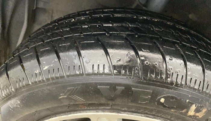 2012 Honda Brio S MT, Petrol, Manual, 54,525 km, Left Rear Tyre Tread