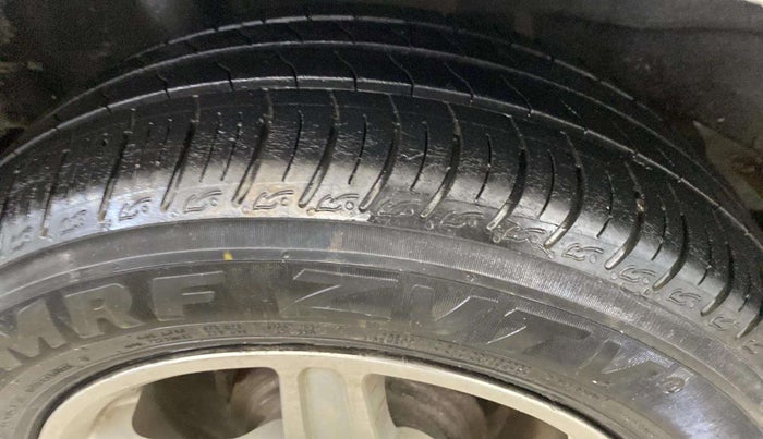 2012 Honda Brio S MT, Petrol, Manual, 54,525 km, Left Front Tyre Tread