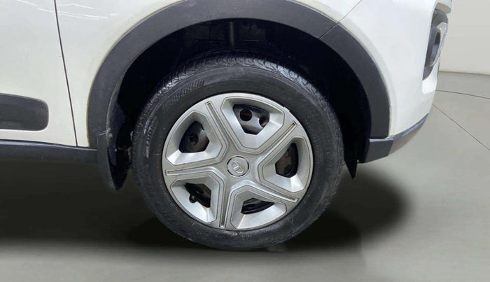 2020 Tata NEXON XM PETROL, Petrol, Manual, 72,606 km, Right Front Wheel