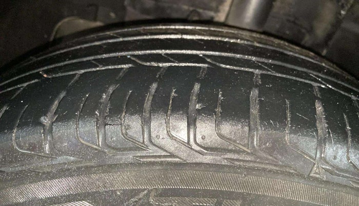 2020 Tata NEXON XM PETROL, Petrol, Manual, 72,606 km, Left Rear Tyre Tread