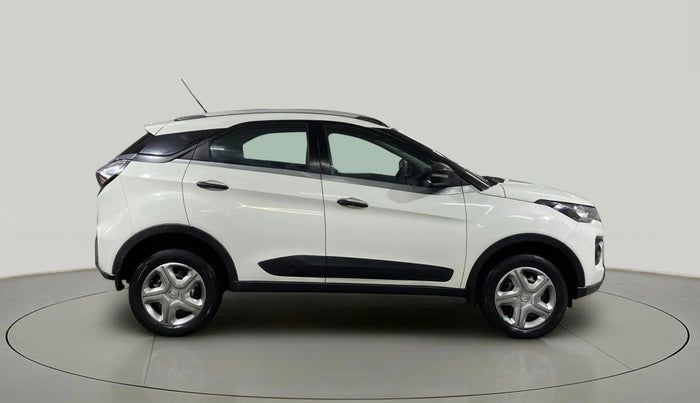 2020 Tata NEXON XM PETROL, Petrol, Manual, 72,606 km, Right Side View