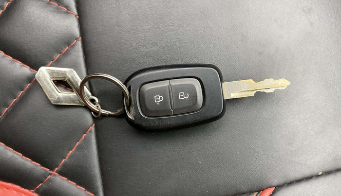 2022 Renault Kwid RXL 1.0, Petrol, Manual, 22,977 km, Key Close Up