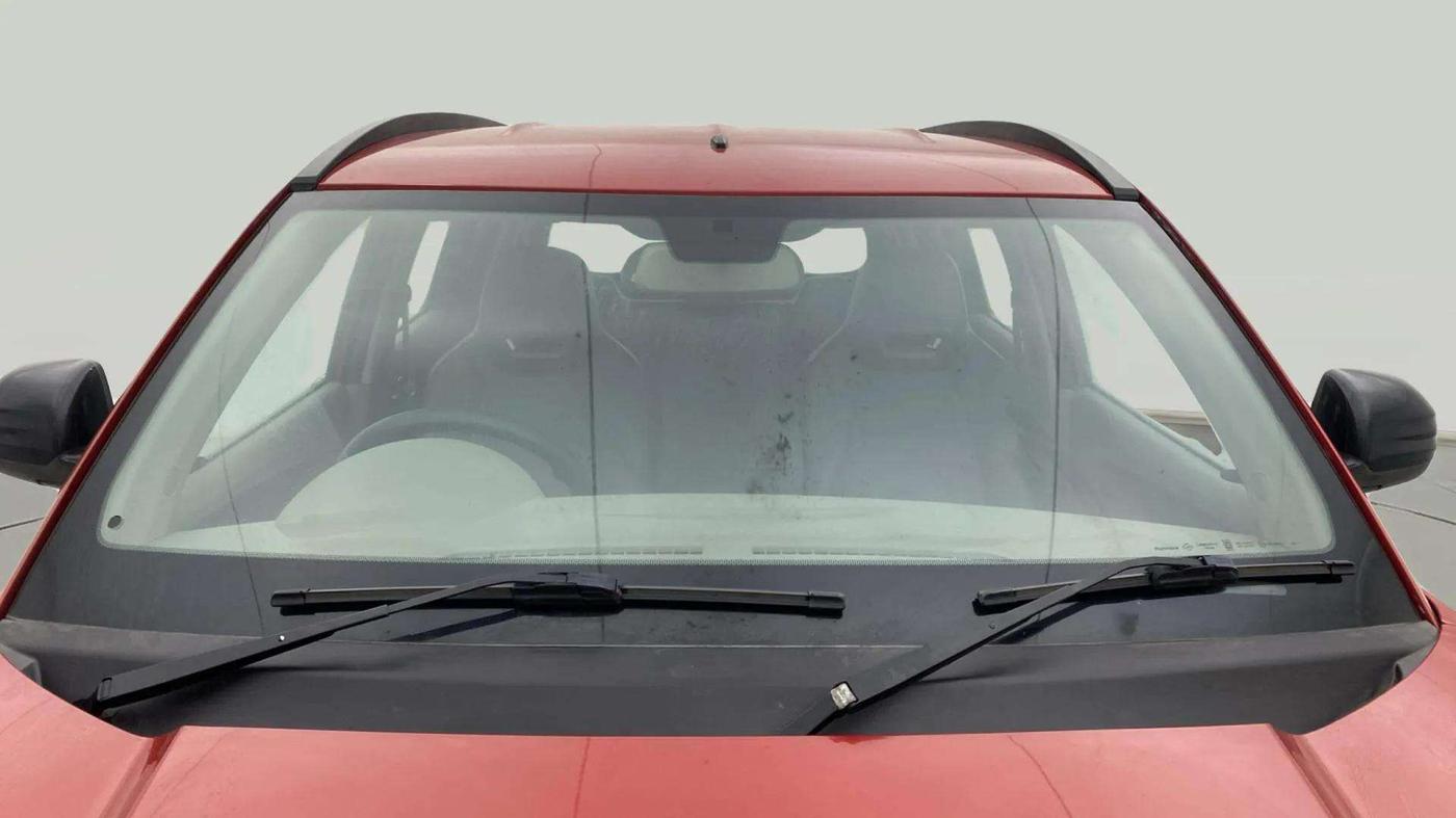 2016 Mahindra Kuv100 K2 D 6 STR, Diesel, Manual, 71,351 km, Front Windshield