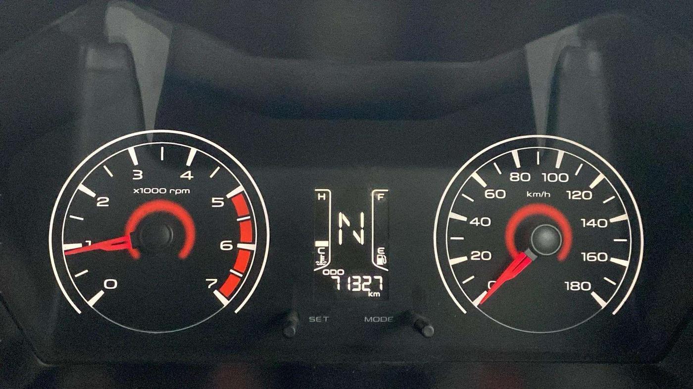 2016 Mahindra Kuv100 K2 D 6 STR, Diesel, Manual, 71,351 km, Odometer Image