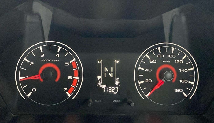 2016 Mahindra Kuv100 K2 D 6 STR, Diesel, Manual, 71,351 km, Odometer Image