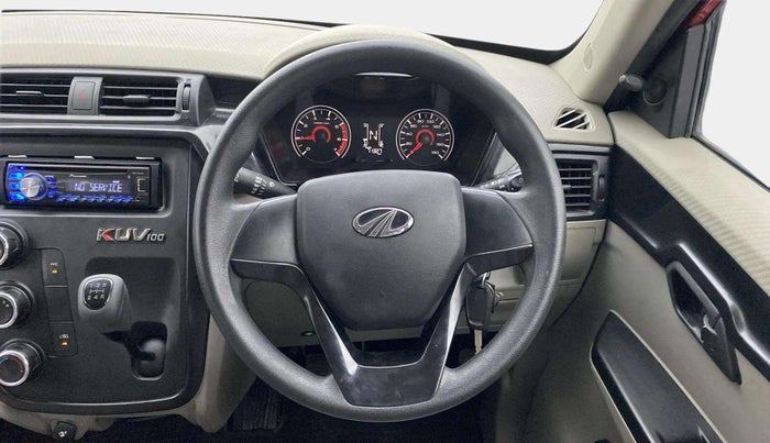 2016 Mahindra Kuv100 K2 D 6 STR, Diesel, Manual, 71,351 km, Steering Wheel Close Up