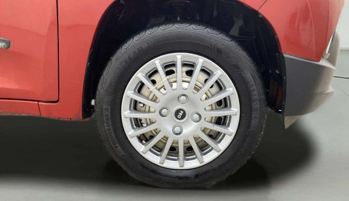 2016 Mahindra Kuv100 K2 D 6 STR, Diesel, Manual, 71,351 km, Right Front Wheel