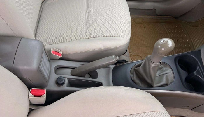 2012 Nissan Sunny XL, Petrol, Manual, 56,888 km, Gear Lever