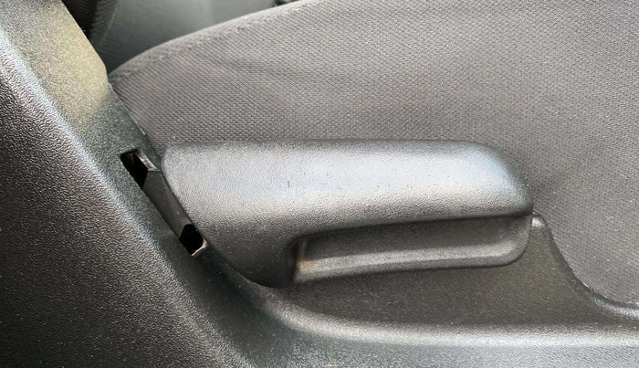 2016 Maruti Vitara Brezza VDI, Diesel, Manual, 79,918 km, Driver Side Adjustment Panel