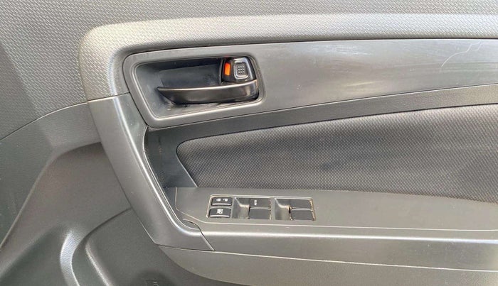 2016 Maruti Vitara Brezza VDI, Diesel, Manual, 79,918 km, Driver Side Door Panels Control