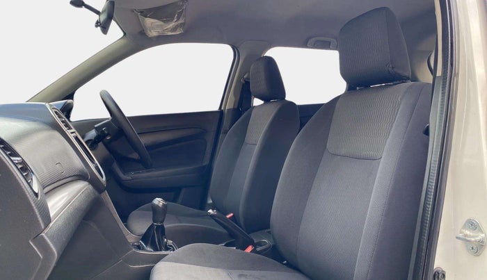 2016 Maruti Vitara Brezza VDI, Diesel, Manual, 79,918 km, Right Side Front Door Cabin