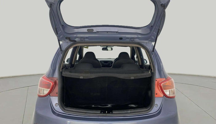 2014 Hyundai Grand i10 SPORTZ 1.2 KAPPA VTVT, Petrol, Manual, 1,20,373 km, Boot Inside