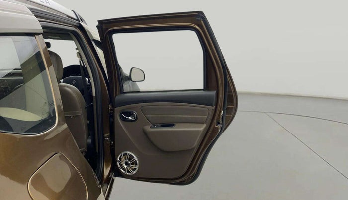 2018 Renault Duster 110 PS RXZ 4X2 AMT DIESEL, Diesel, Automatic, 54,040 km, RHS Rear Door