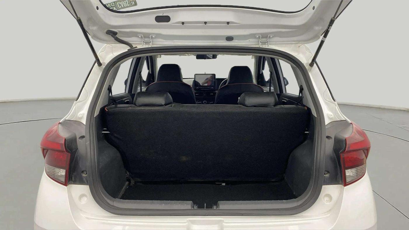 2024 Hyundai GRAND I10 NIOS ERA 1.2 KAPPA VTVT, Petrol, Manual, 7,892 km, Boot Open Zoomed View