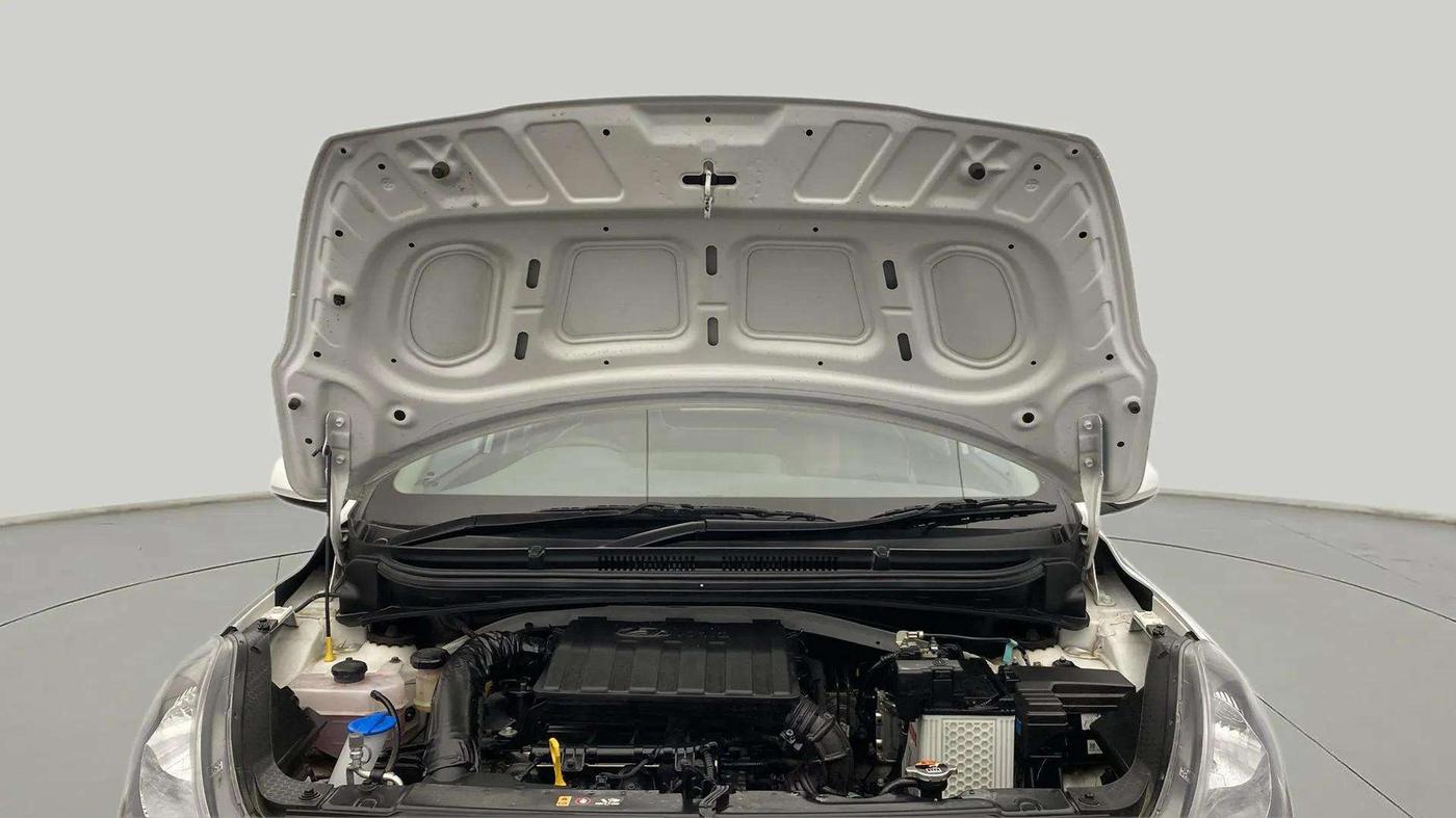 2024 Hyundai GRAND I10 NIOS ERA 1.2 KAPPA VTVT, Petrol, Manual, 7,892 km, Open Bonet
