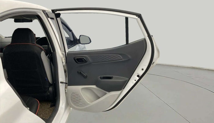 2024 Hyundai GRAND I10 NIOS ERA 1.2 KAPPA VTVT, Petrol, Manual, 7,892 km, RHS Rear Door
