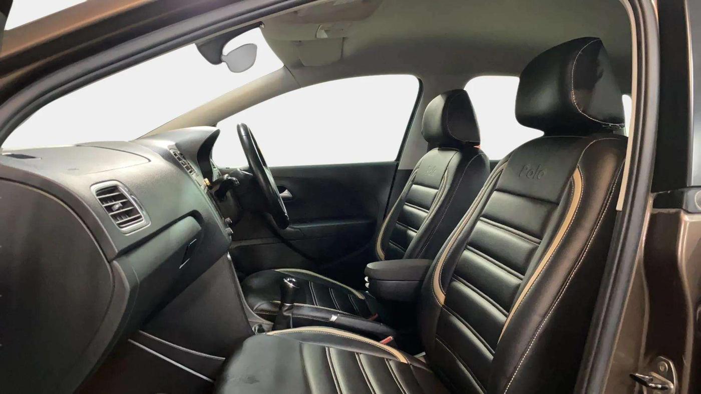 2020 Volkswagen Polo HIGHLINE PLUS 1.0L TSI, Petrol, Manual, 73,845 km, Right Side Front Door Cabin