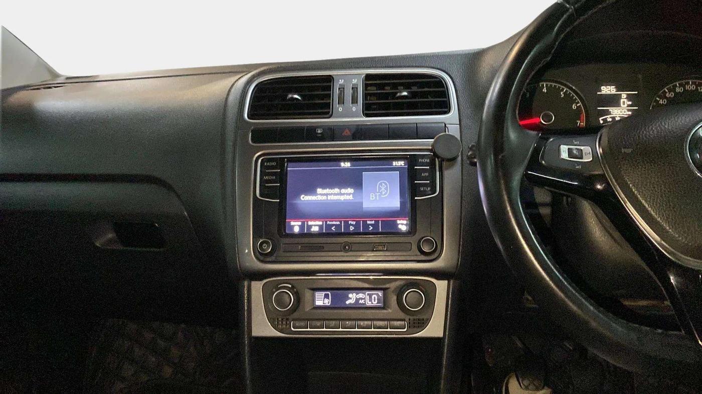 2020 Volkswagen Polo HIGHLINE PLUS 1.0L TSI, Petrol, Manual, 73,845 km, Air Conditioner