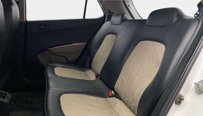 2018 Hyundai Grand i10 MAGNA 1.2 KAPPA VTVT, Petrol, Manual, 45,976 km, Right Side Rear Door Cabin
