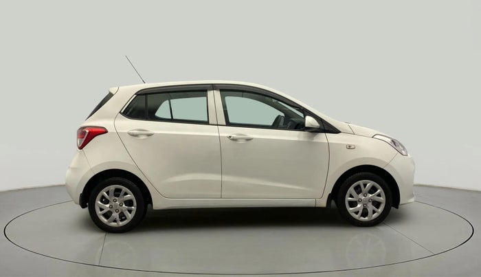 2018 Hyundai Grand i10 MAGNA 1.2 KAPPA VTVT, Petrol, Manual, 45,976 km, Right Side View